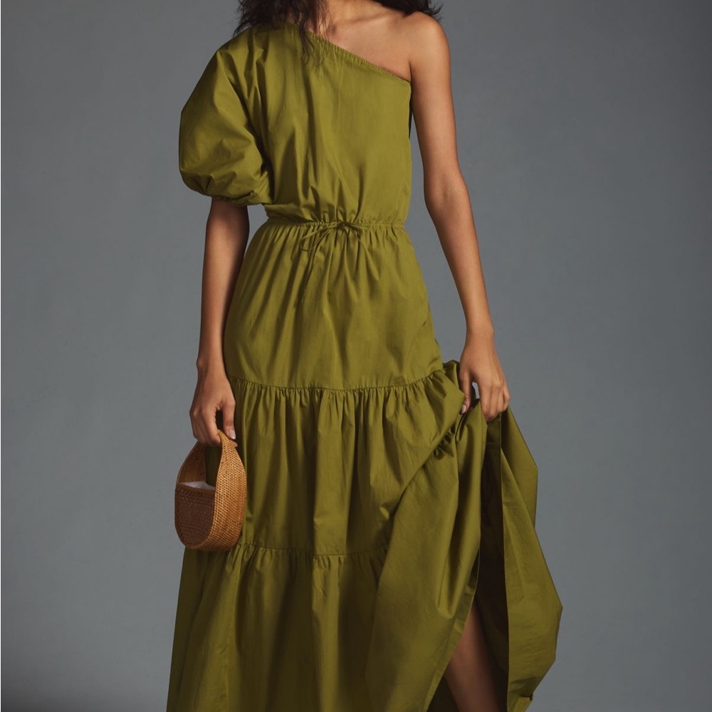 NWT S/W/F Tiered One-Shoulder Dress Sz M